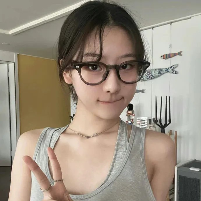 生后我和妹妹换了孩子